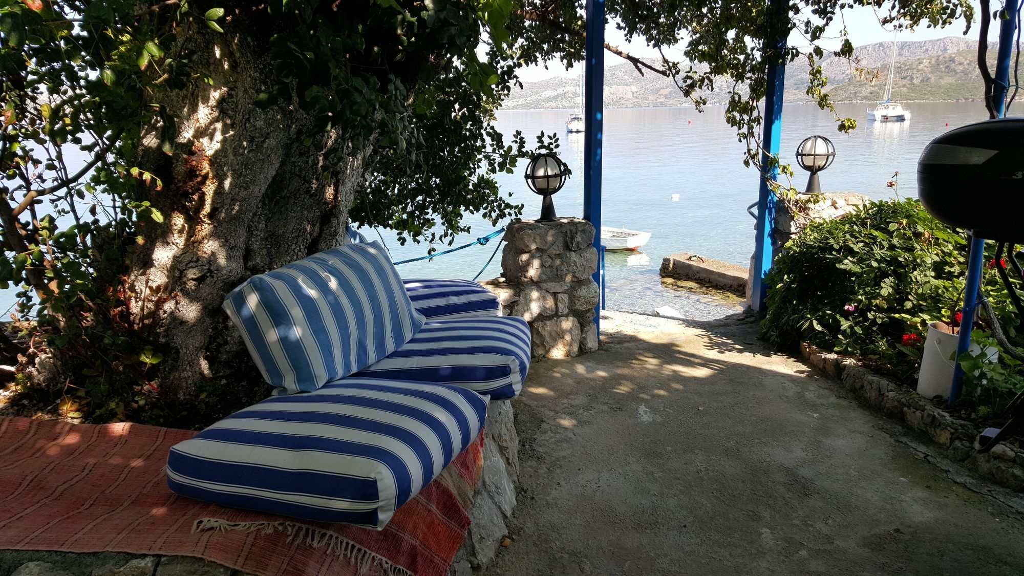 Mavi Akvaryum Otel Selimiye  Luaran gambar
